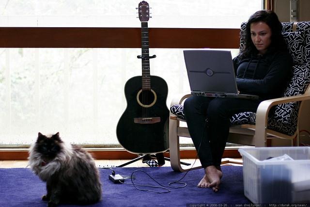 email-reading email-reading