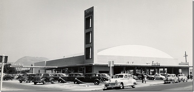 Lucky Supermarket, San Leandro, California 1947